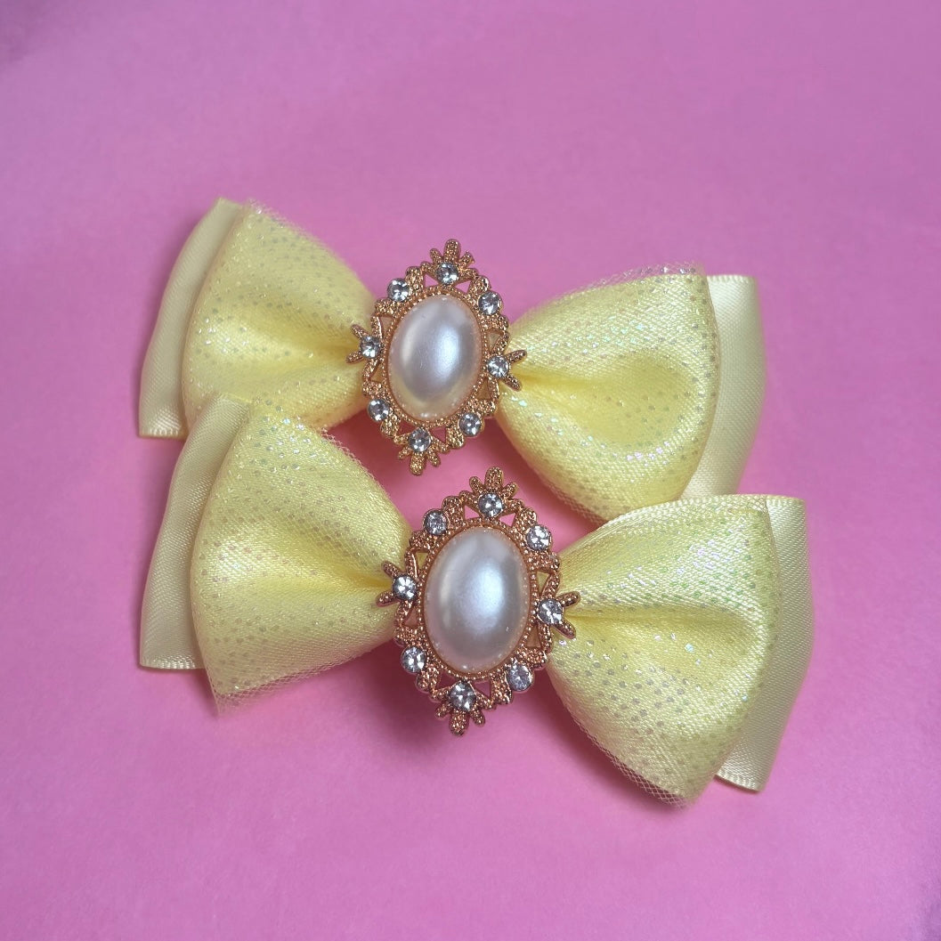 Elegant Glitzy Piggies