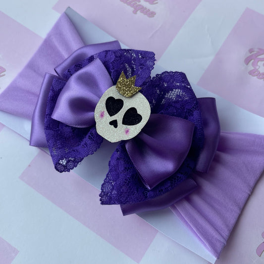 Skull Queen Bow